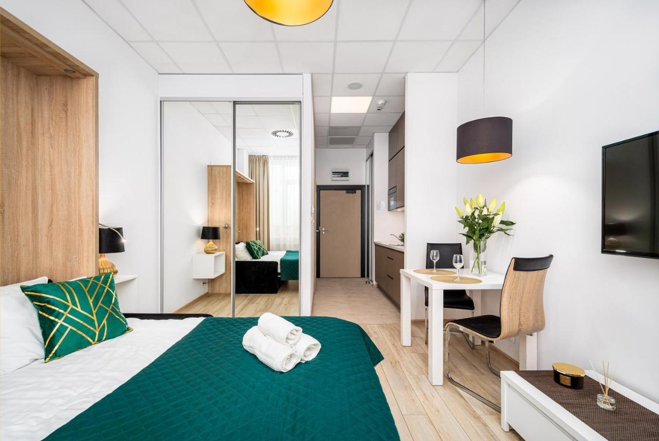 Varsovla Apartments Warsaw Exterior photo
