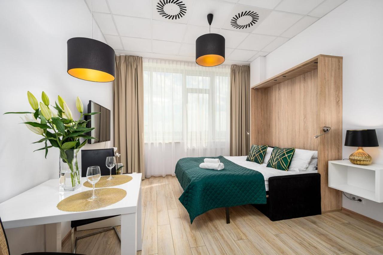 Varsovla Apartments Warsaw Exterior photo