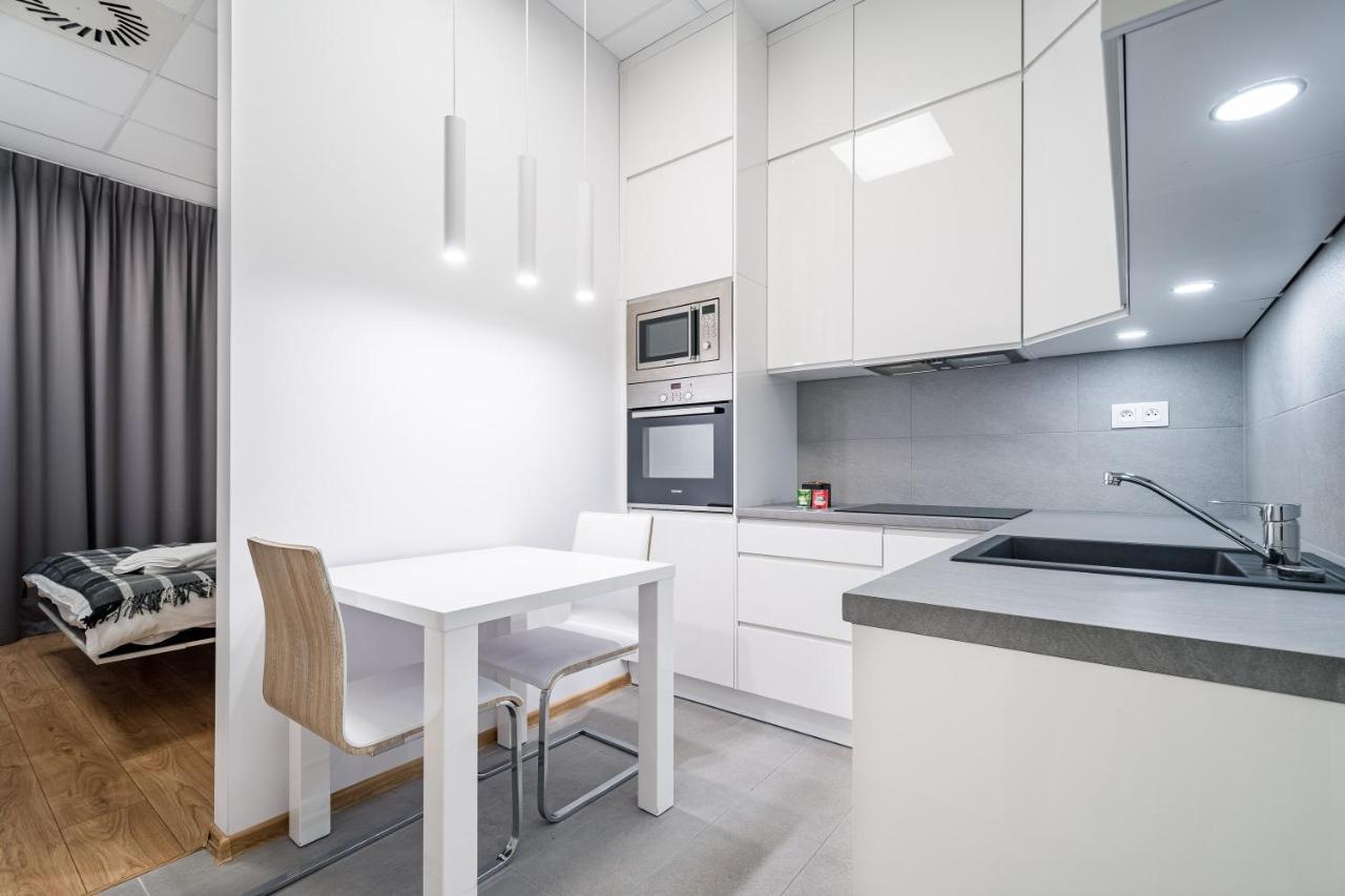Varsovla Apartments Warsaw Exterior photo