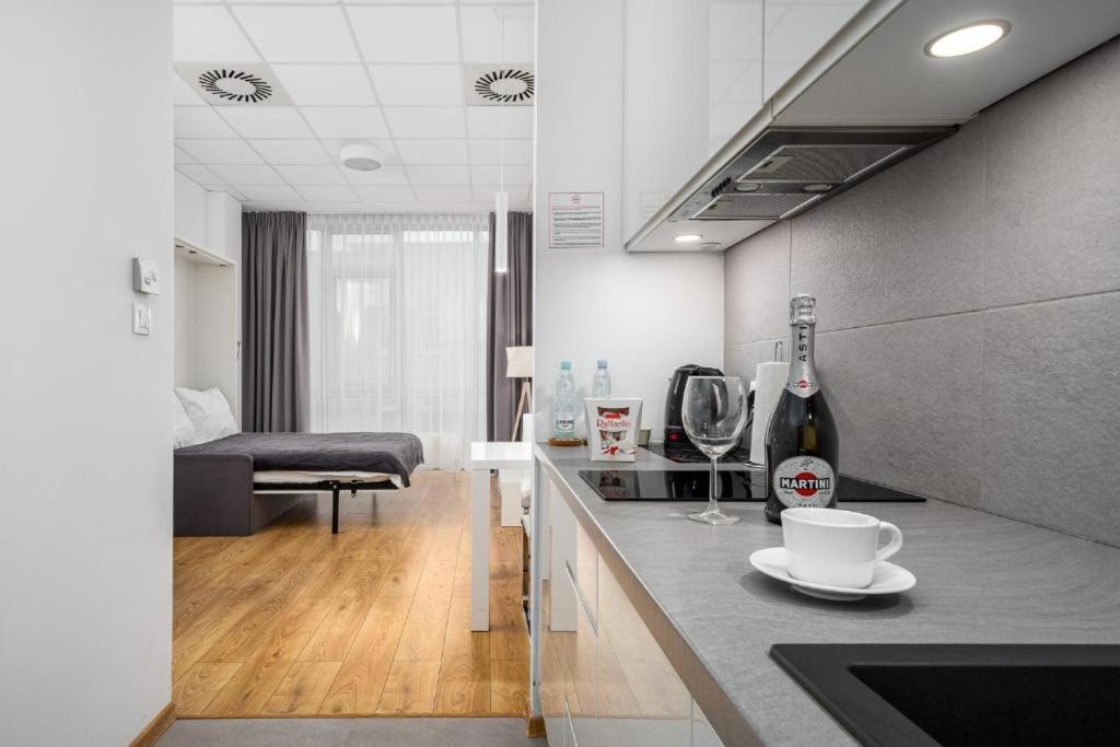 Varsovla Apartments Warsaw Exterior photo